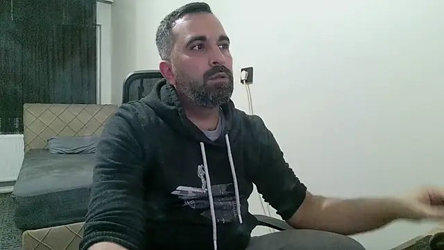 Snapshot of tgltplsr chatting on 02/26/26, 11:04 tgltplsr online show from 02/26/26, 11:04