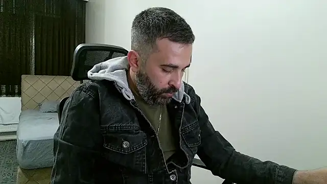 tgltplsr online show from 04/11/26, 01:54