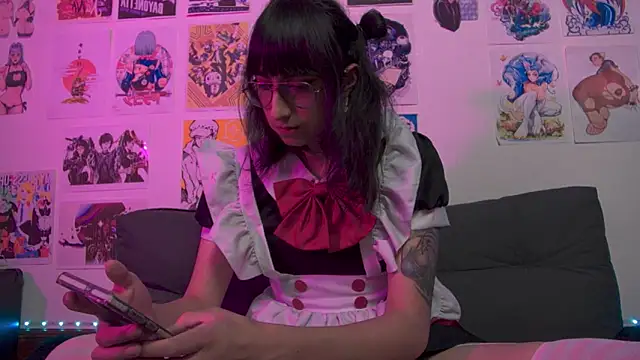 snowblack  online show from 01/13/25, 02:32