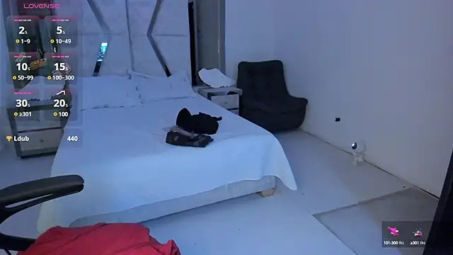 LunaBaker-1 online show from 02/26/25, 12:49