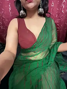 Snapshot of LuscousPussy chatting on 02/18/25, 04:37 LuscousPussy online show from 02/18/25, 04:37