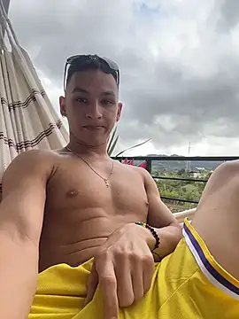 liuscast22 online show from 04/18/26, 07:29