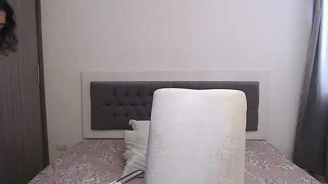 MIYESSI online show from 10/23/25, 05:55