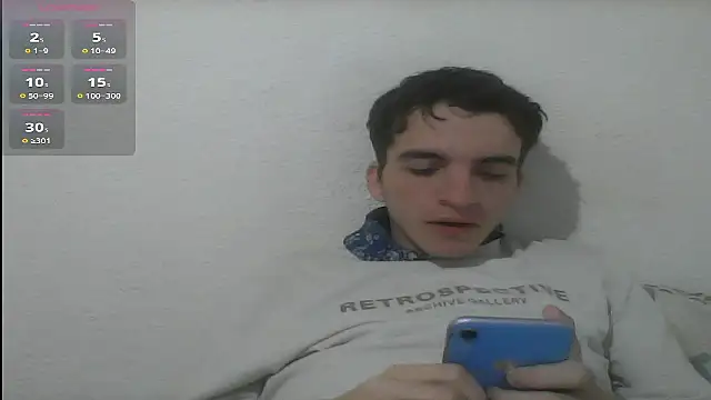 Snapshot of Tombgy07 chatting on 03/16/25, 08:43 Tombgy07 online show from 03/16/25, 08:43