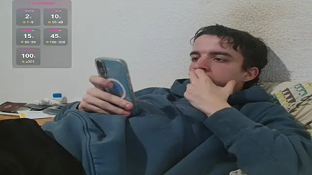 Snapshot of Tombgy07 chatting on 02/22/26, 08:51 Tombgy07 online show from 02/22/26, 08:51