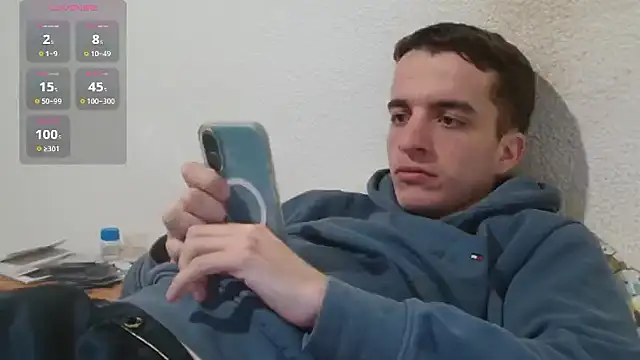 Snapshot of Tombgy07 chatting on 03/22/26, 08:23 Tombgy07 online show from 03/22/26, 08:23