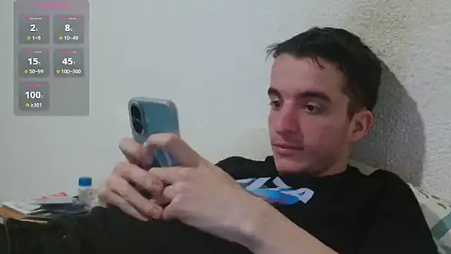 Snapshot of Tombgy07 chatting on 03/26/26, 08:47 Tombgy07 online show from 03/26/26, 08:47