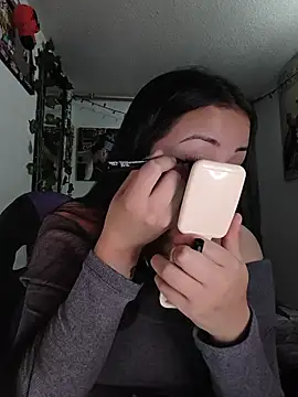 Snapshot of persefone_core chatting on 04/18/26, 07:58 persefone core online show from 04/18/26, 07:58