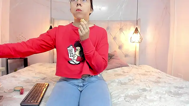 SakuraLee  online show from 12/02/25, 01:50