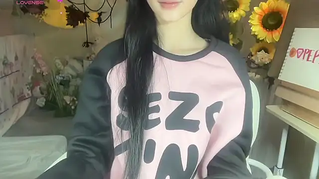 Your-Sunshine online show from 11/05/25, 04:51