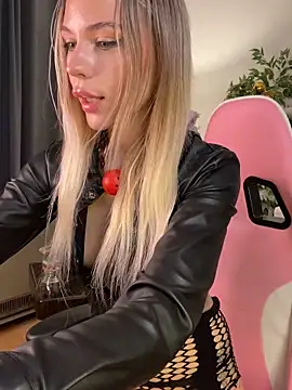 KittyKatyDream online show from 12/22/25, 04:15