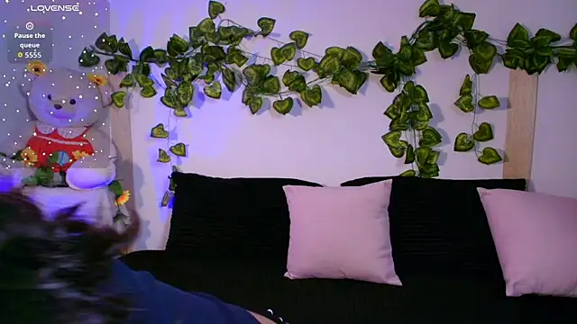 Snapshot of tati_cardenas chatting on 02/07/26, 05:00 tati cardenas online show from 02/07/26, 05:00