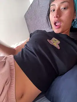 Snapshot of tati_cardenas chatting on 03/15/26, 09:43 tati cardenas online show from 03/15/26, 09:43