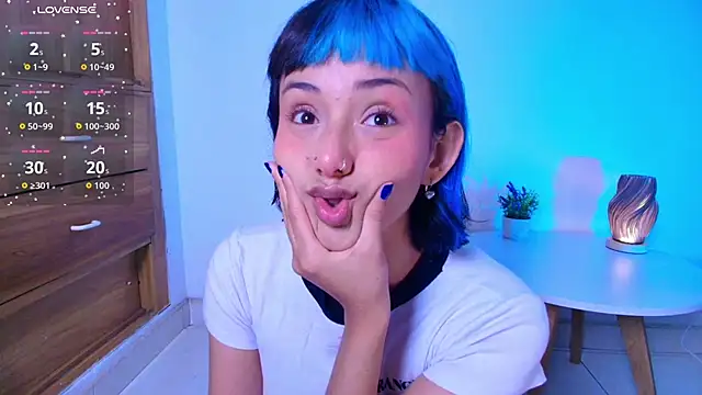 Snapshot of tati_cardenas chatting on 03/17/26, 05:00 tati cardenas online show from 03/17/26, 05:00