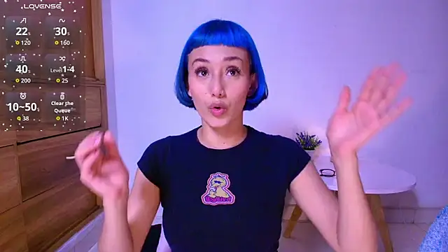 Snapshot of tati_cardenas chatting on 04/12/26, 04:28 tati cardenas online show from 04/12/26, 04:28