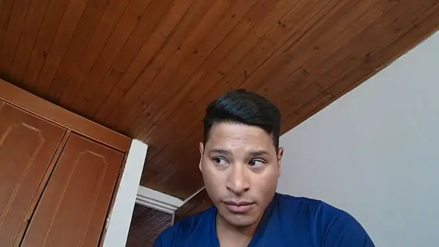 Snapshot of sam_her chatting on 03/17/26, 06:22 sam her online show from 03/17/26, 06:22