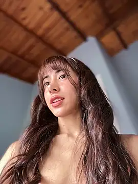 lauravasquez online show from 04/10/26, 04:55