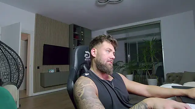 UbbeViking online show from 01/16/25, 04:39