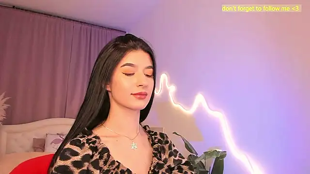 Snapshot of LauraCoy chatting on 03/15/26, 08:59 LauraCoy online show from 03/15/26, 08:59