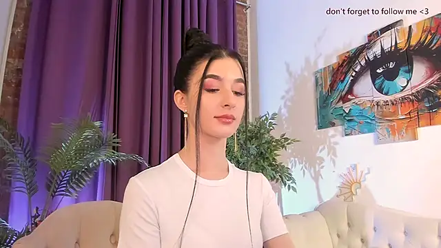 LauraCoy online show from 06/03/26, 09:31