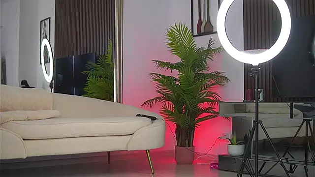 Abbela White online show from 07/05/26, 05:47