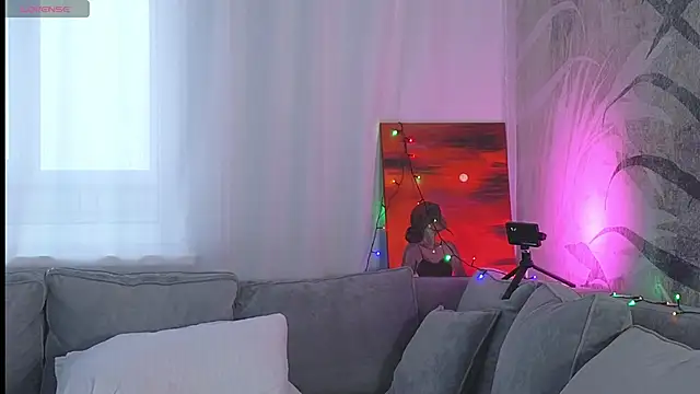 lily  foster online show from 12/24/24, 07:28