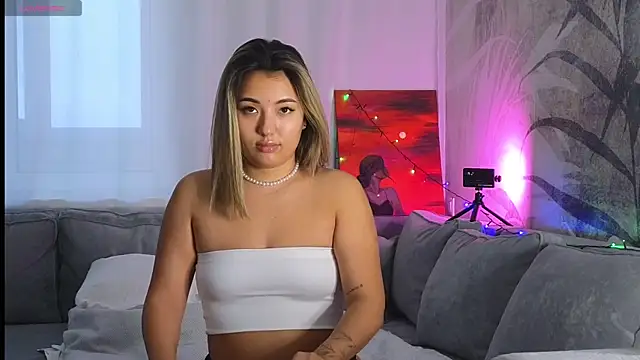 lily  foster online show from 12/27/24, 06:24