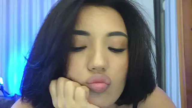 lily  foster online show from 09/12/25, 10:15