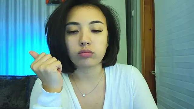 lily  foster online show from 09/25/25, 08:01