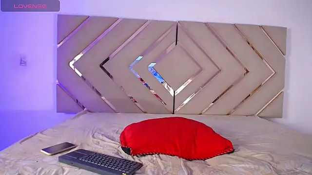 Raven foxter1 online show from 02/09/25, 08:02