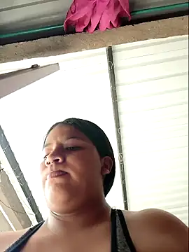 moncerrat luna online show from 12/18/24, 03:11