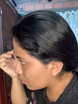 moncerrat luna online show from 12/27/24, 09:11