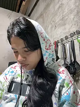 moncerrat luna online show from 02/07/25, 10:08