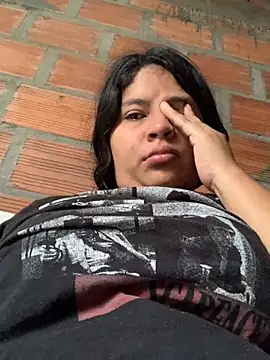 moncerrat luna online show from 02/15/25, 01:16