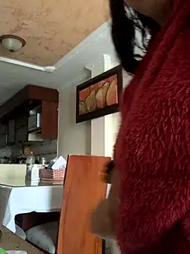 Snapshot of moncerrat_luna chatting on 11/04/25, 09:47 moncerrat luna online show from 11/04/25, 09:47