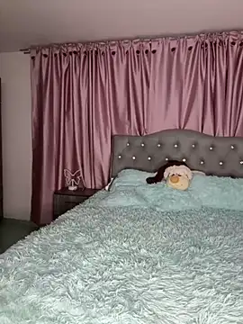 Snapshot of Emiily_Scott1 chatting on 01/15/25, 04:04 Emiily Scott1 online show from 01/15/25, 04:04