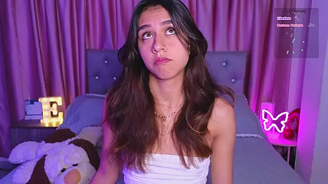 Snapshot of Emiily_Scott1 chatting on 10/29/25, 10:11 Emiily Scott1 online show from 10/29/25, 10:11