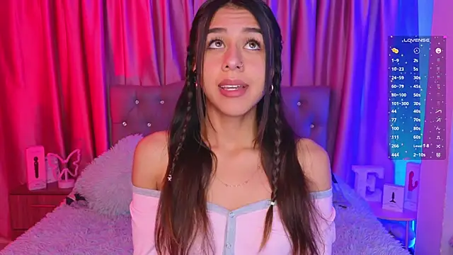 Snapshot of Emiily_Scott1 chatting on 03/30/26, 11:50 Emiily Scott1 online show from 03/30/26, 11:50