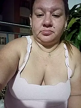 Snapshot of HORNY_MATURE25 chatting on 01/19/25, 12:28 HORNY MATURE25 online show from 01/19/25, 12:28