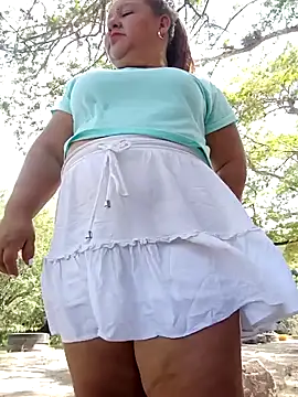 Snapshot of HORNY_MATURE25 chatting on 01/22/25, 05:28 HORNY MATURE25 online show from 01/22/25, 05:28