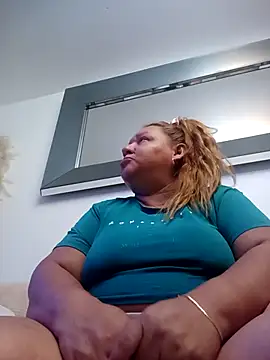 Snapshot of HORNY_MATURE25 chatting on 01/24/25, 02:07 HORNY MATURE25 online show from 01/24/25, 02:07