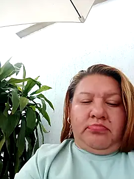 Snapshot of HORNY_MATURE25 chatting on 02/14/25, 08:37 HORNY MATURE25 online show from 02/14/25, 08:37