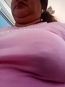 Snapshot of HORNY_MATURE25 chatting on 02/15/25, 06:23 HORNY MATURE25 online show from 02/15/25, 06:23