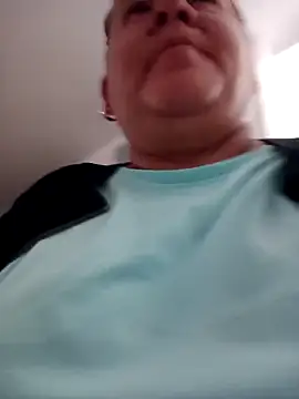 Snapshot of HORNY_MATURE25 chatting on 03/19/25, 07:49 HORNY MATURE25 online show from 03/19/25, 07:49