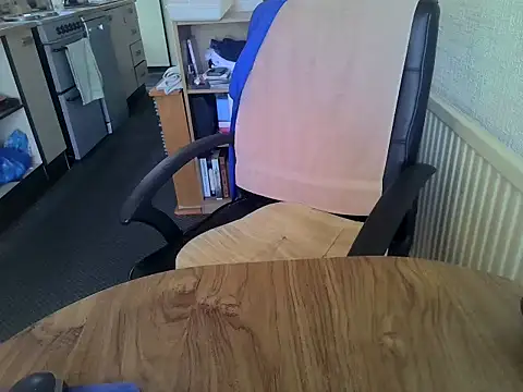 Snapshot of daddyflash chatting on 03/28/26, 09:53 daddyflash online show from 03/28/26, 09:53