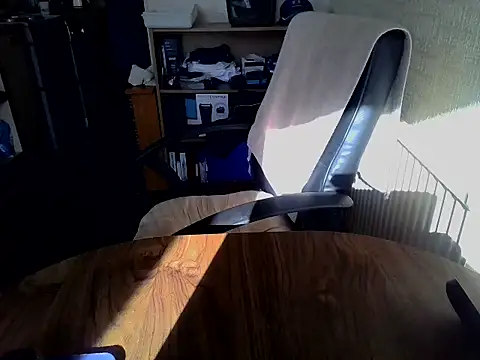 Snapshot of daddyflash chatting on 04/05/26, 08:22 daddyflash online show from 04/05/26, 08:22