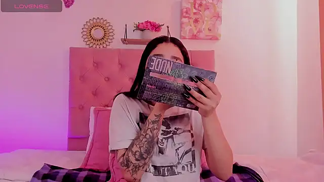 aliice walker  online show from 12/06/24, 12:27