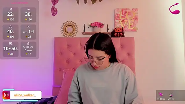 aliice walker  online show from 12/07/24, 12:56