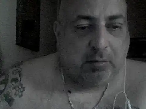 Snapshot of Paolino_8316 chatting on 03/01/25, 06:21 Paolino 8316 online show from 03/01/25, 06:21