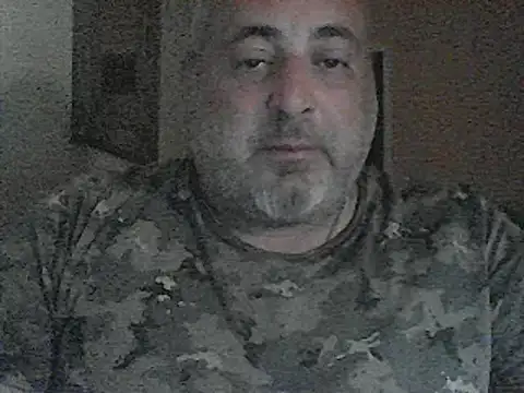 Snapshot of Paolino_8316 chatting on 10/17/25, 11:18 Paolino 8316 online show from 10/17/25, 11:18